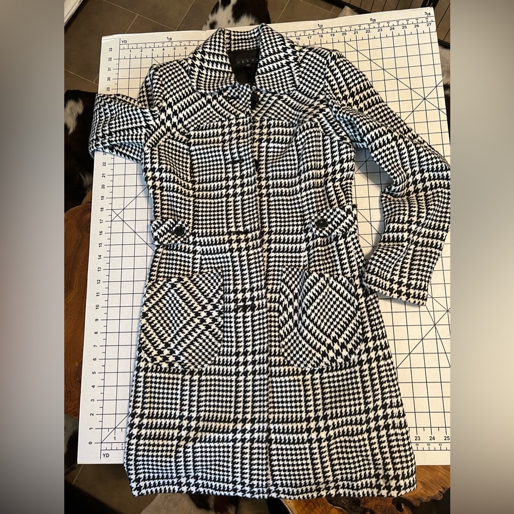 Vesti herringbone lined long jacket 4 EUC